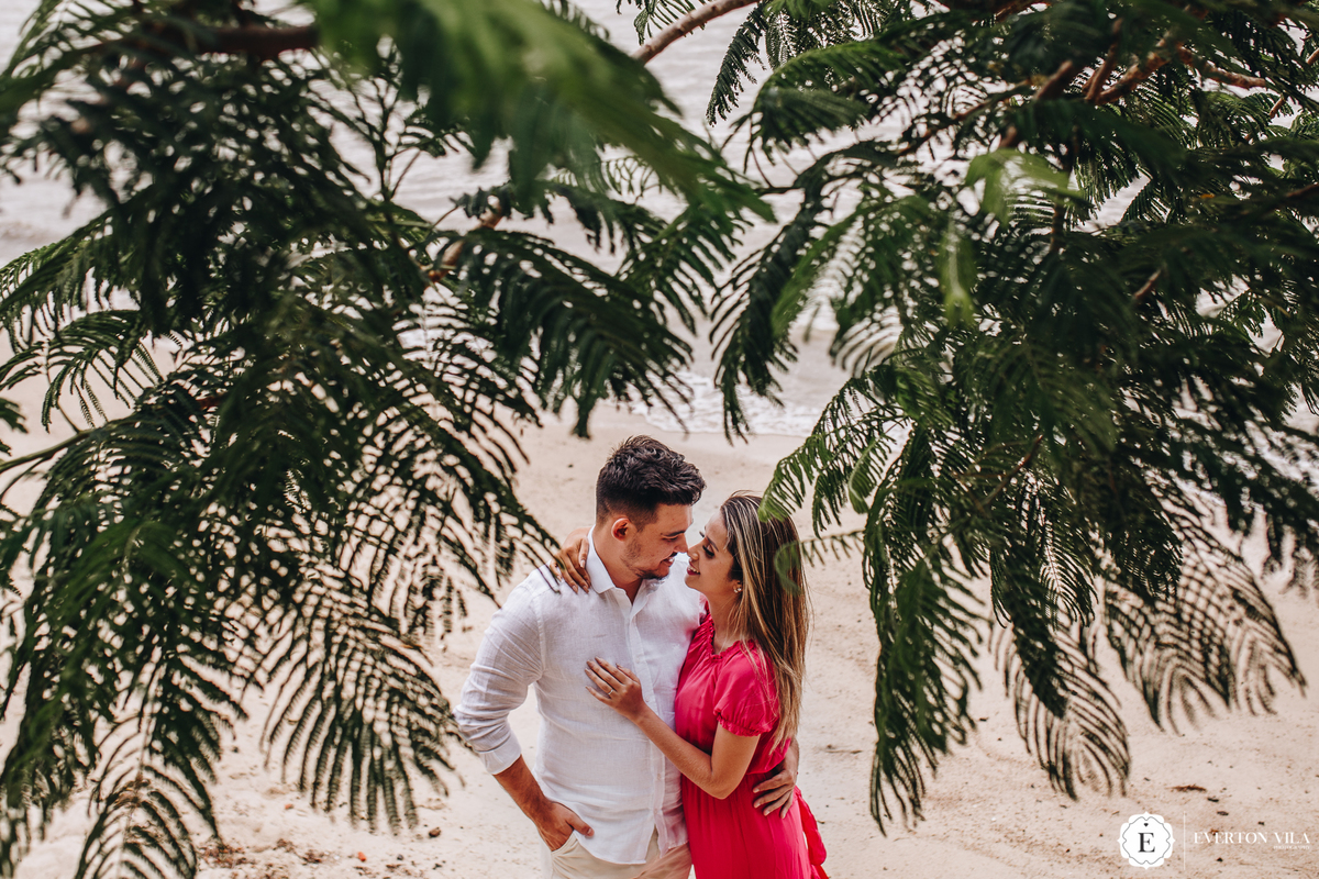 ensaio pré wedding incrível feito na praia de florianópolis