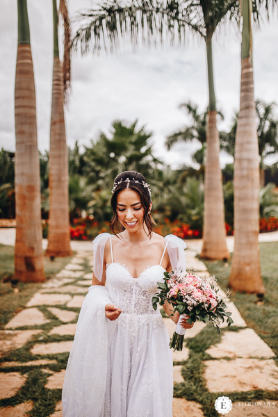 inspirações de coroas delicadas para noivas