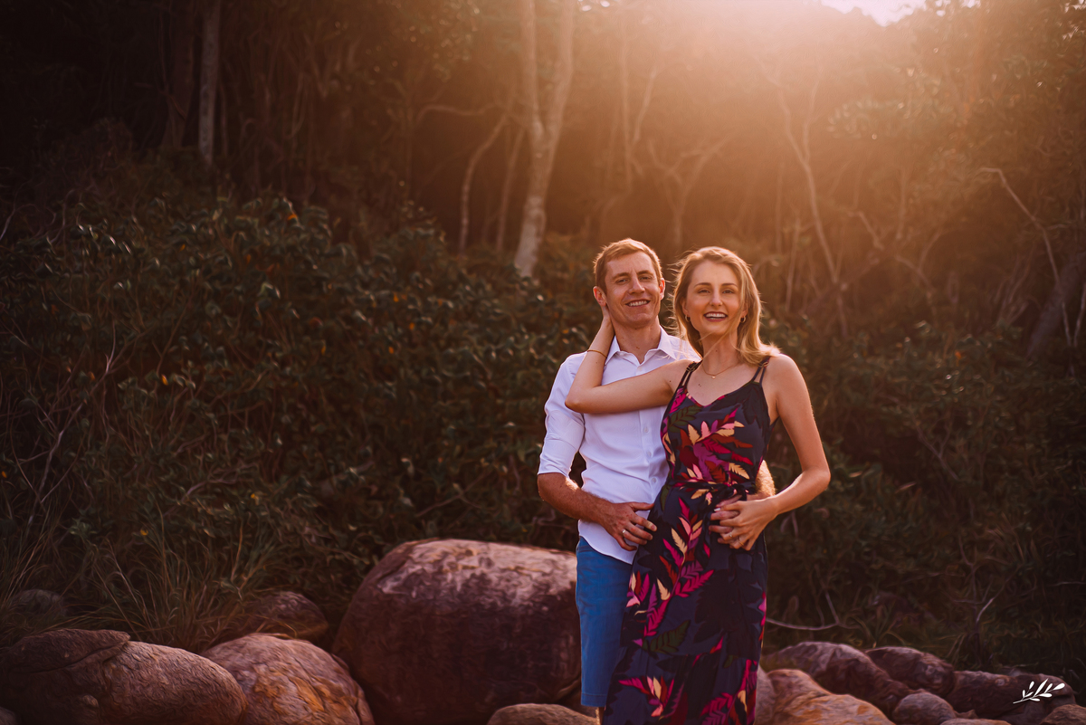 Ensaio casal; ensaio na praia; ensaio casal externo; praia sissial; pré casamento; pre wedding.