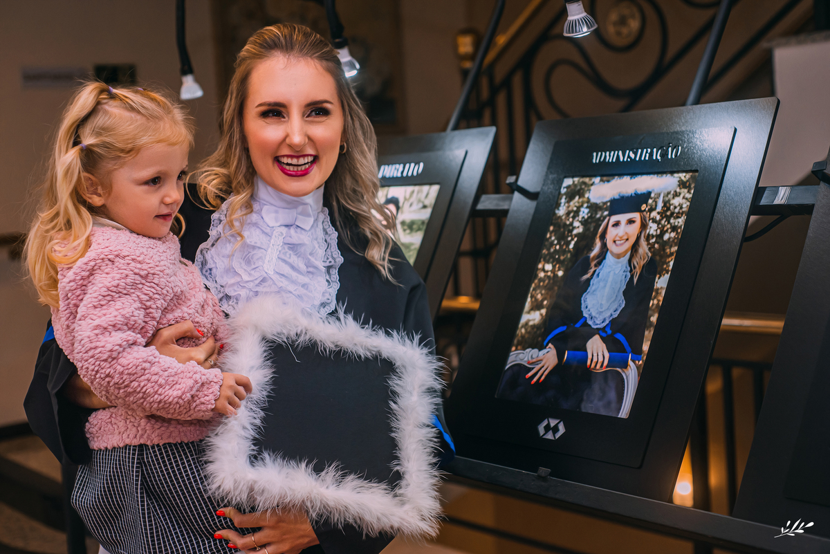 Formatura; formatura festa; graduação; administração; ucs.