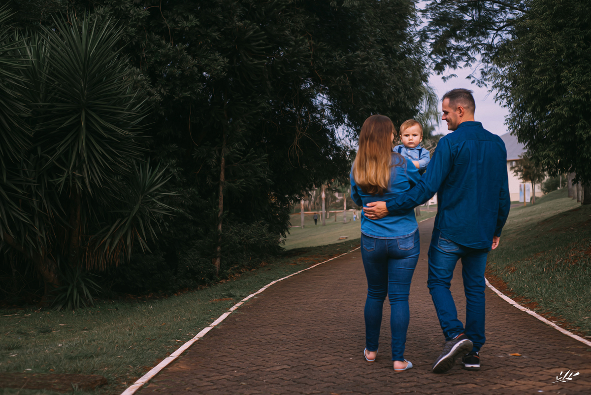 ensaio infantil; ensaio um ano; ensaio primeiro aninho; ensaio família; smash the fruit; ensaio externo; ensaio parcão Dois Irmãos RS.