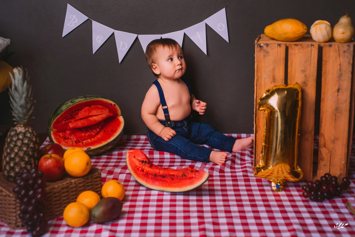 ensaio infantil; ensaio um ano; ensaio primeiro aninho; ensaio família; smash the fruit; ensaio externo; ensaio parcão Dois Irmãos RS.