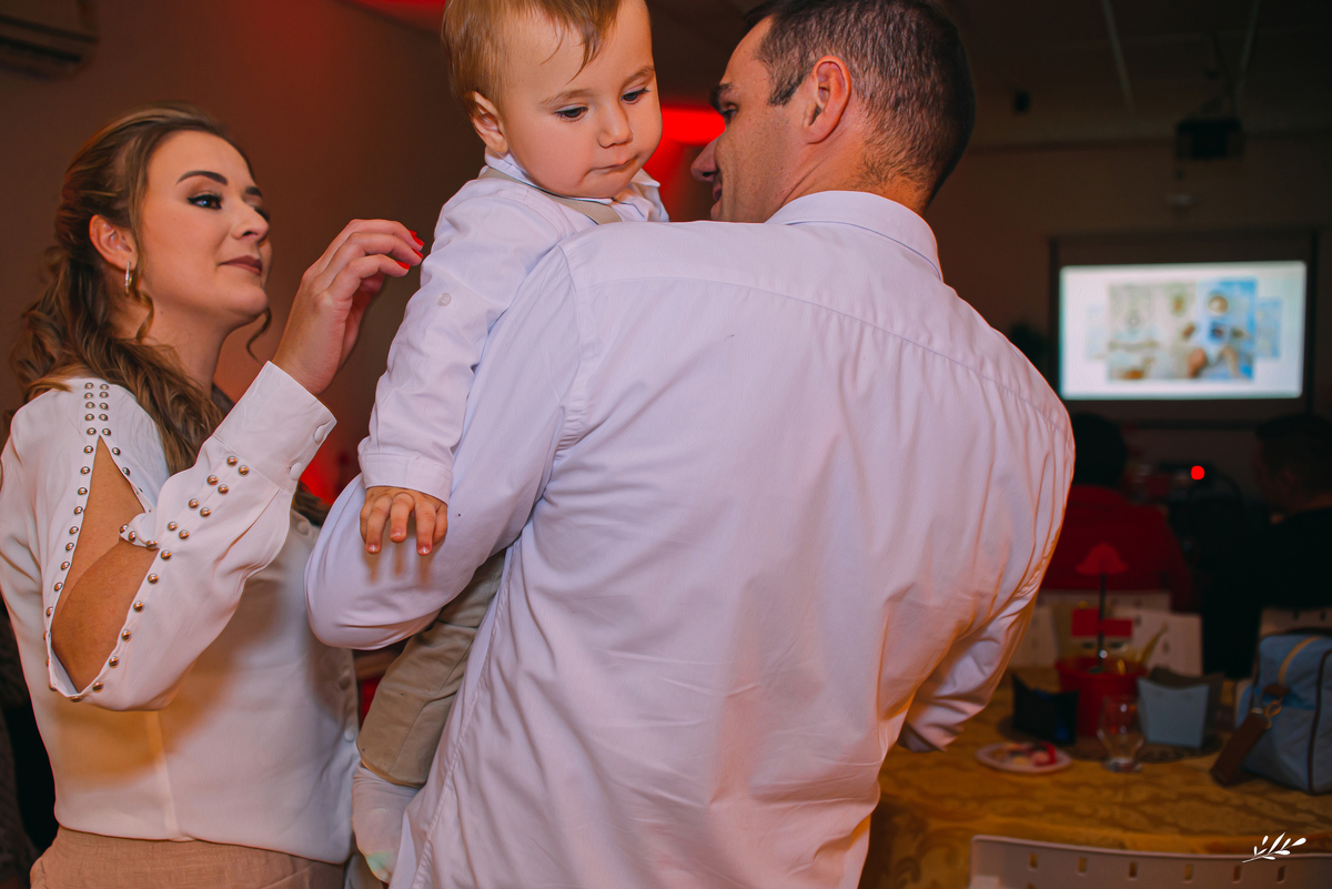 aniversário infantil; aniversário menino; aniversário um ano; aniversário um aninho; primeiro aninho; festa bombeiro; tema bombeiro.