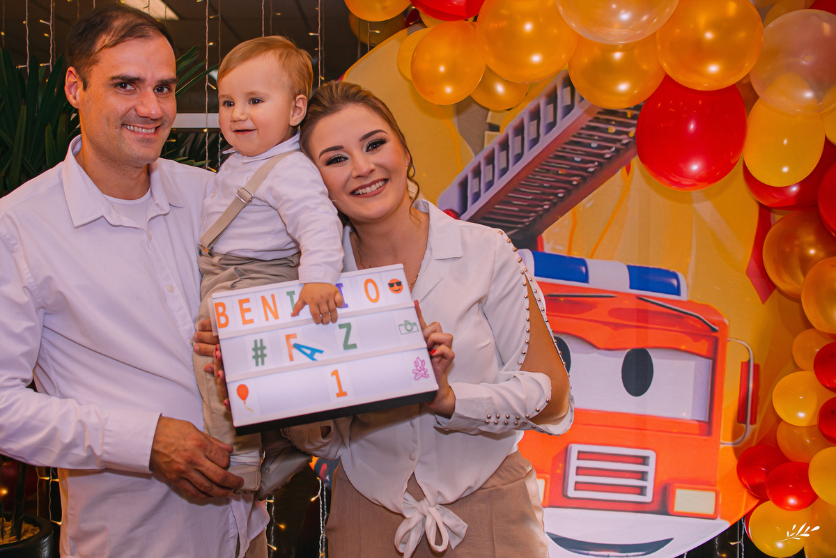 aniversário infantil; aniversário menino; aniversário um ano; aniversário um aninho; primeiro aninho; festa bombeiro; tema bombeiro.