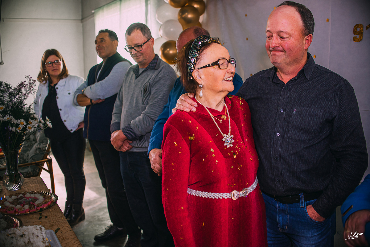90 anos; aniversário de 90; ensaio melhor idade; ensaio Rainha da melhor idade;  festa de 90 anos. 