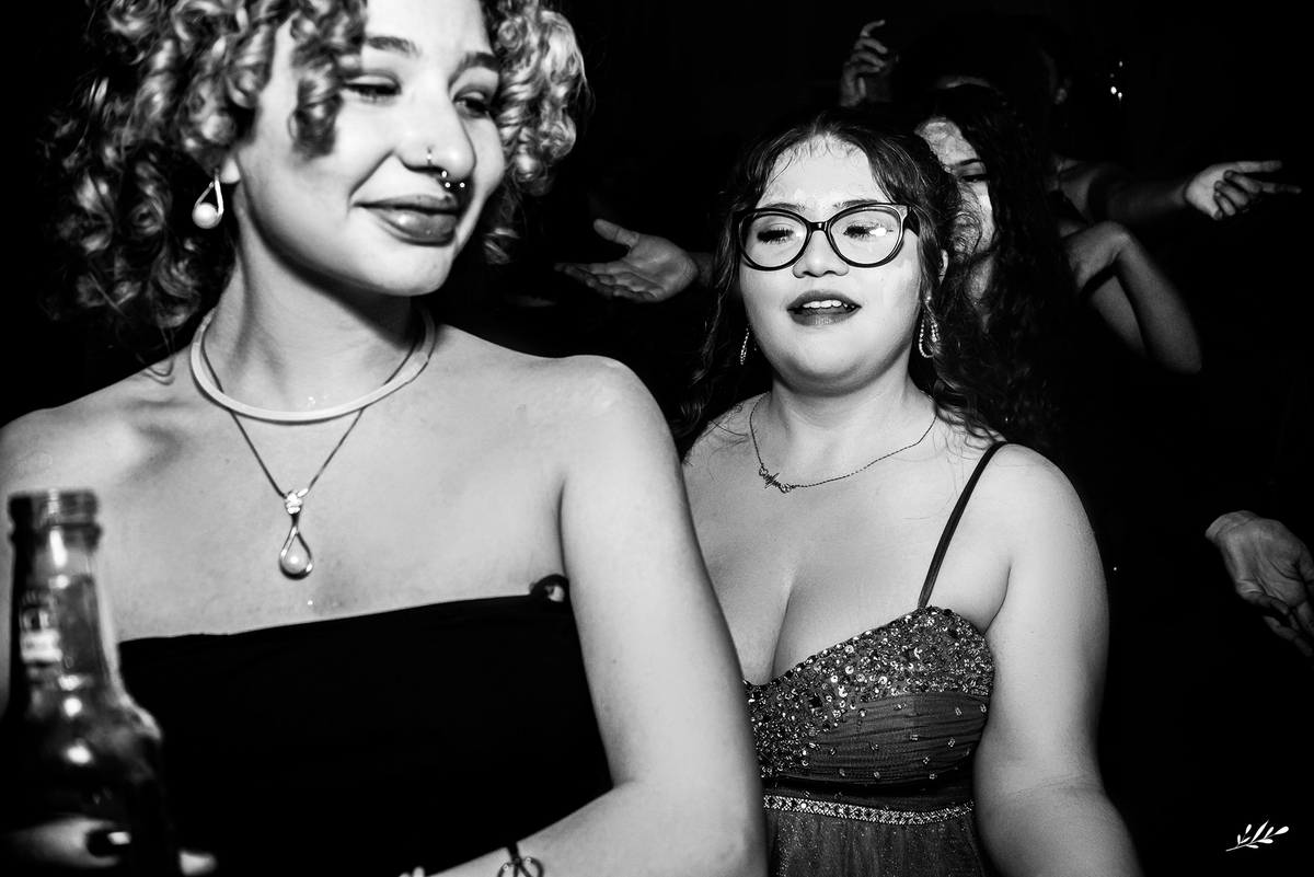 15 anos; aniversário 15 anos; debutante; vestido roxo.