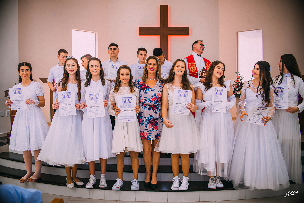 confirmação luterana; igreja luterana.