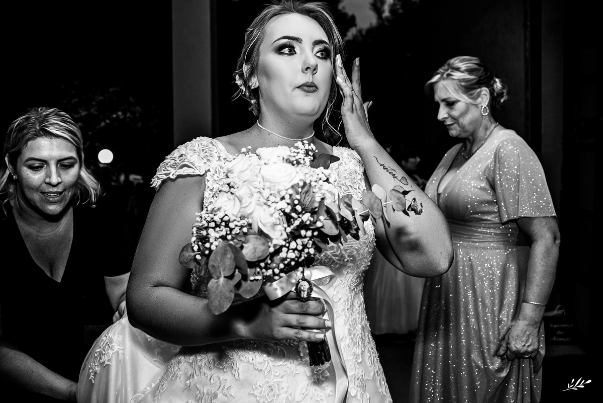 casamento; casamento luterano; casamento igreja; casamento em três coroas; noiva entra com a mãe.