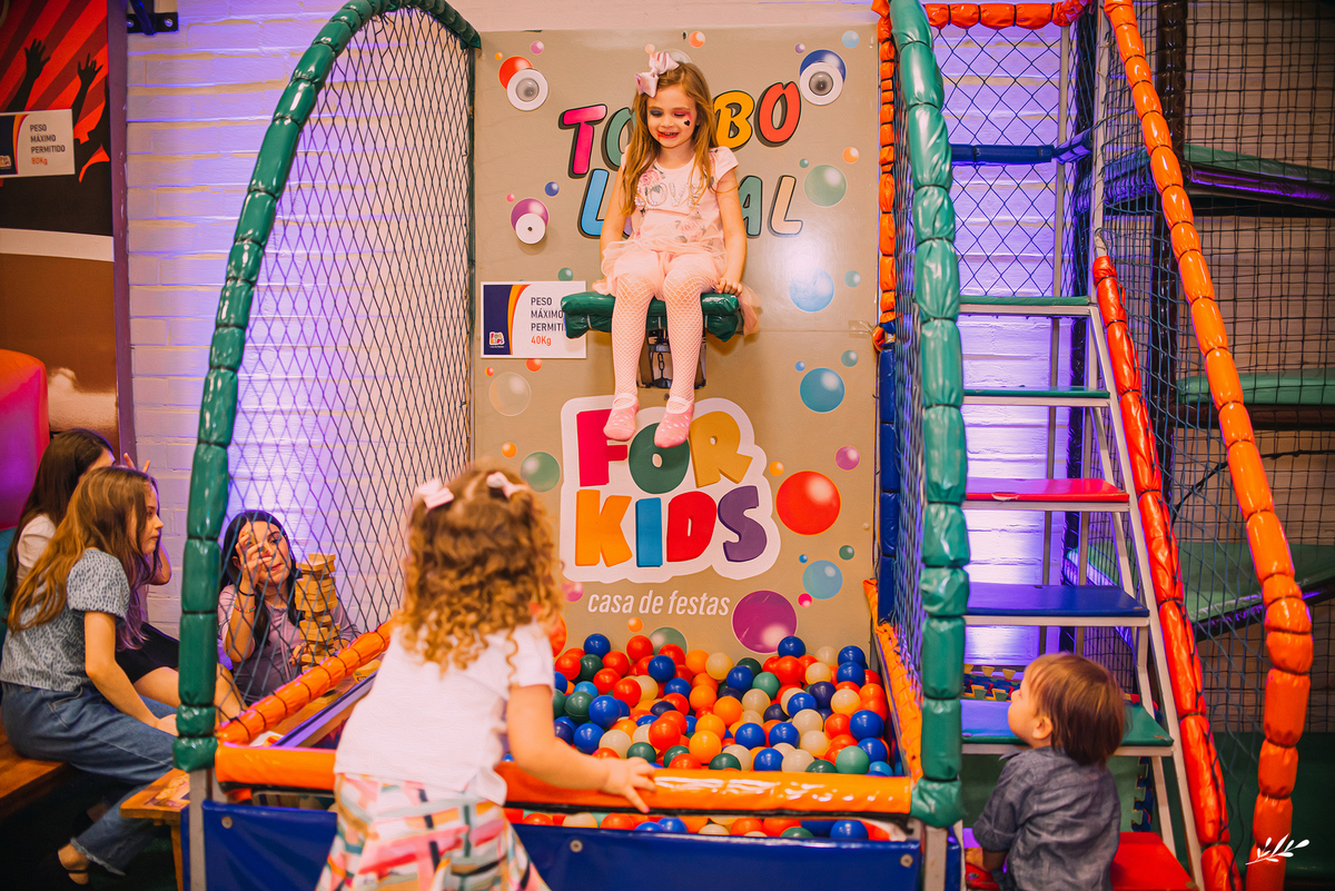 Aniversário infantil; aniversário menina; um ano; primeiro aninho; aniversário minnie; for kids espaço de festa São Leopoldo.