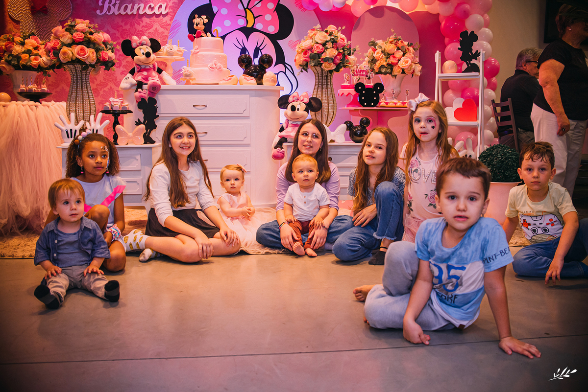 Aniversário infantil; aniversário menina; um ano; primeiro aninho; aniversário minnie; for kids espaço de festa São Leopoldo.
