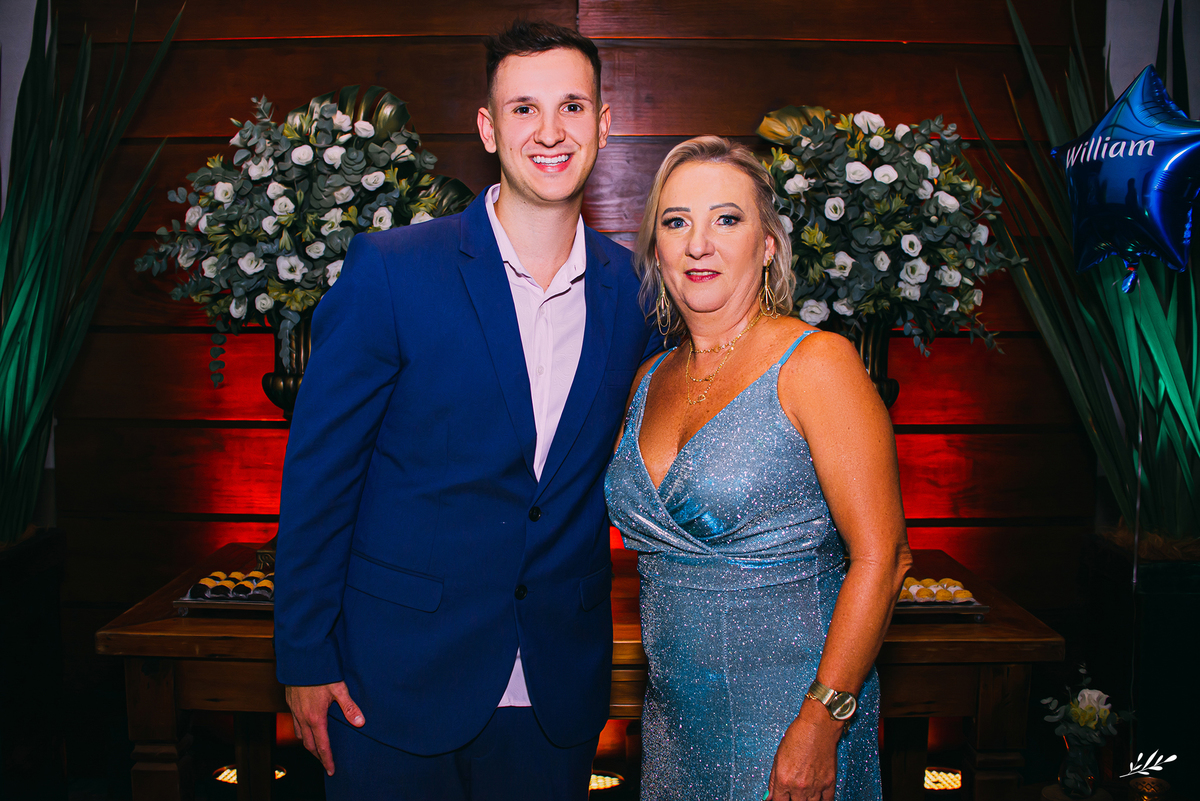 festa formatura; formatura gestão financeira feevale; recepção de graduação em gestão financeira feevale; sítio dos becker.