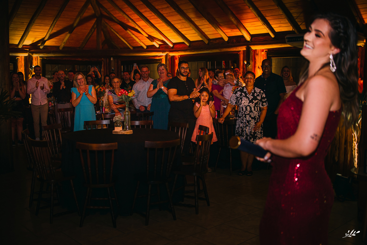 formatura; colação de grau em administração feevale; ensaio formatura; ensaio formanda; festa de formatura; recepção de formatura; festa em nova petrópolis.