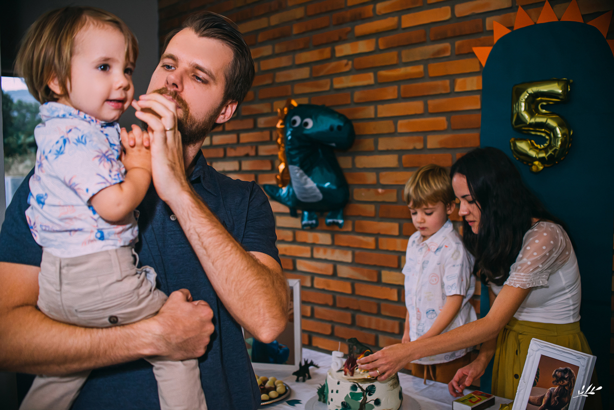 aniversário infantil; 5 anos; aniversário menino; aniversário dinossauro.