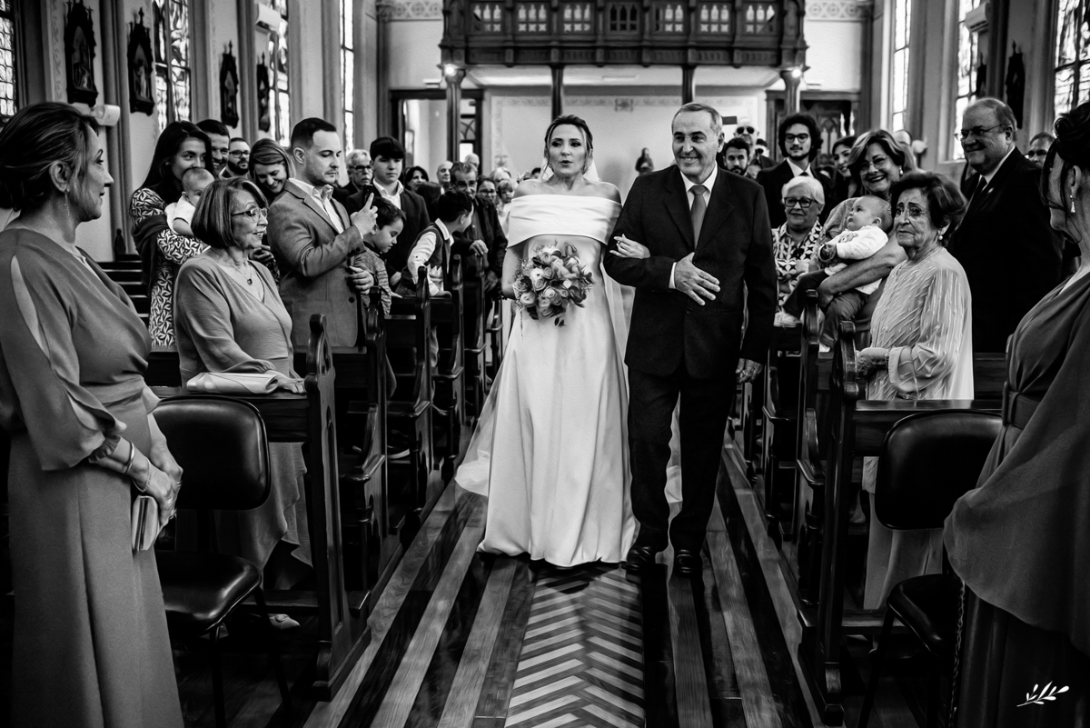 casamento católico; casamento igreja católica; Elena Streliaev maquiadora; casamento em são leopoldo; Giane Caramão Decorações ; Canttar Música e Arte ; Nonna Ludovina .