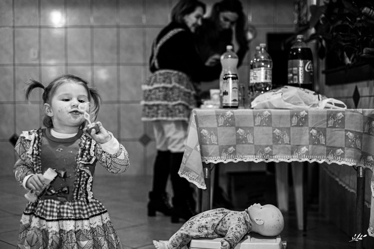 Ahhh esssa família, que alegria foi a nossa quando a Fran nos chamou para registrar o início de uma tradição familiar: a Festa Julina da Família <3 Uma noite estrelada onde a felicidade iluminou como fogueira de São João. A melhor anfitriã fez dessa noite