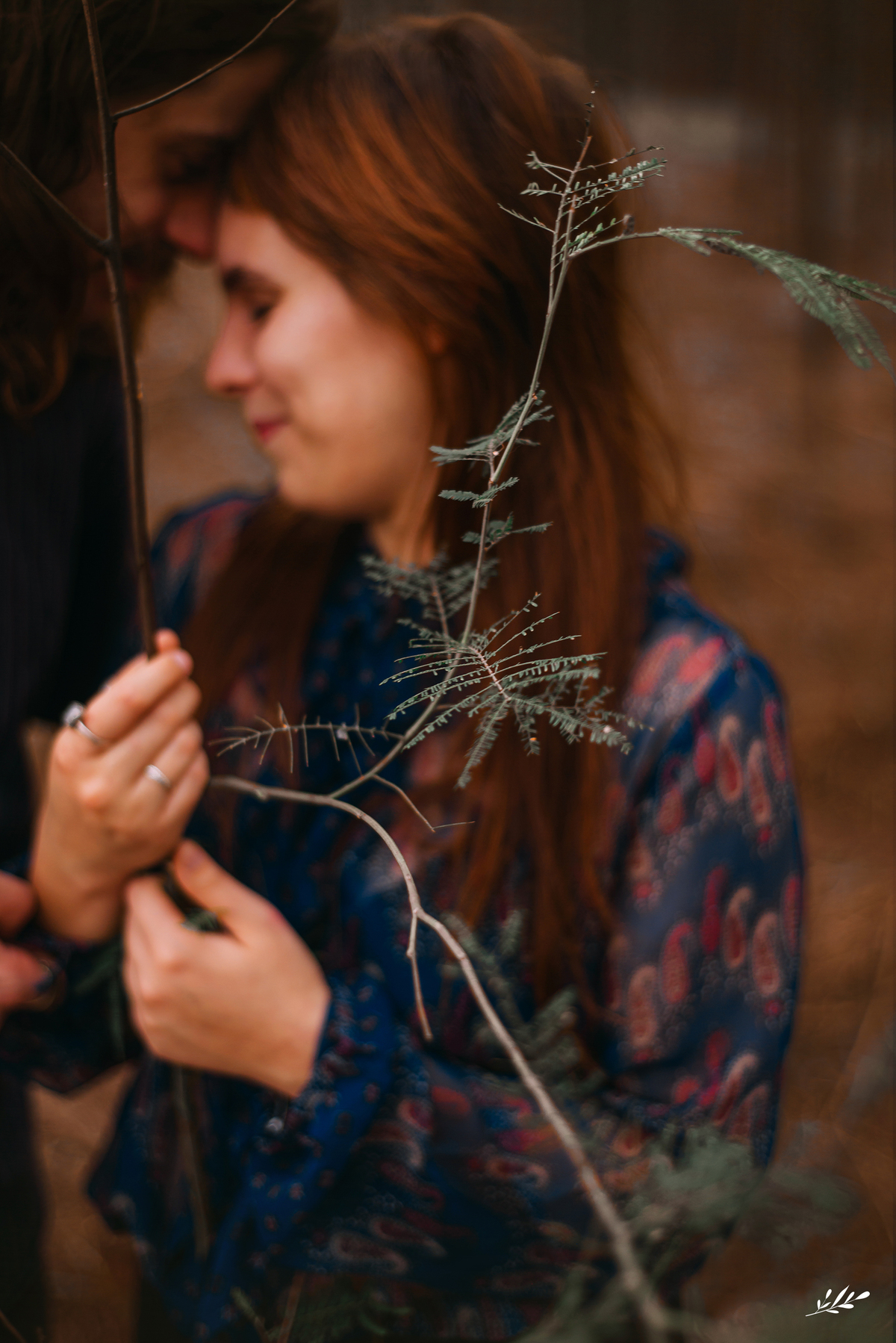 Ensaio casal; ensaio casal externo; ensaio em Dois Irmãos RS; retrato feminino.