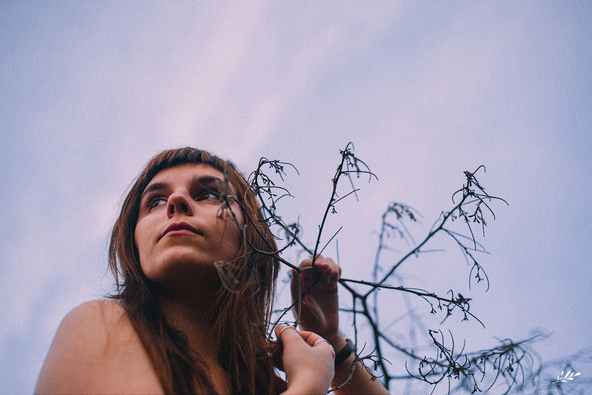 Ensaio casal; ensaio casal externo; ensaio em Dois Irmãos RS; retrato feminino.