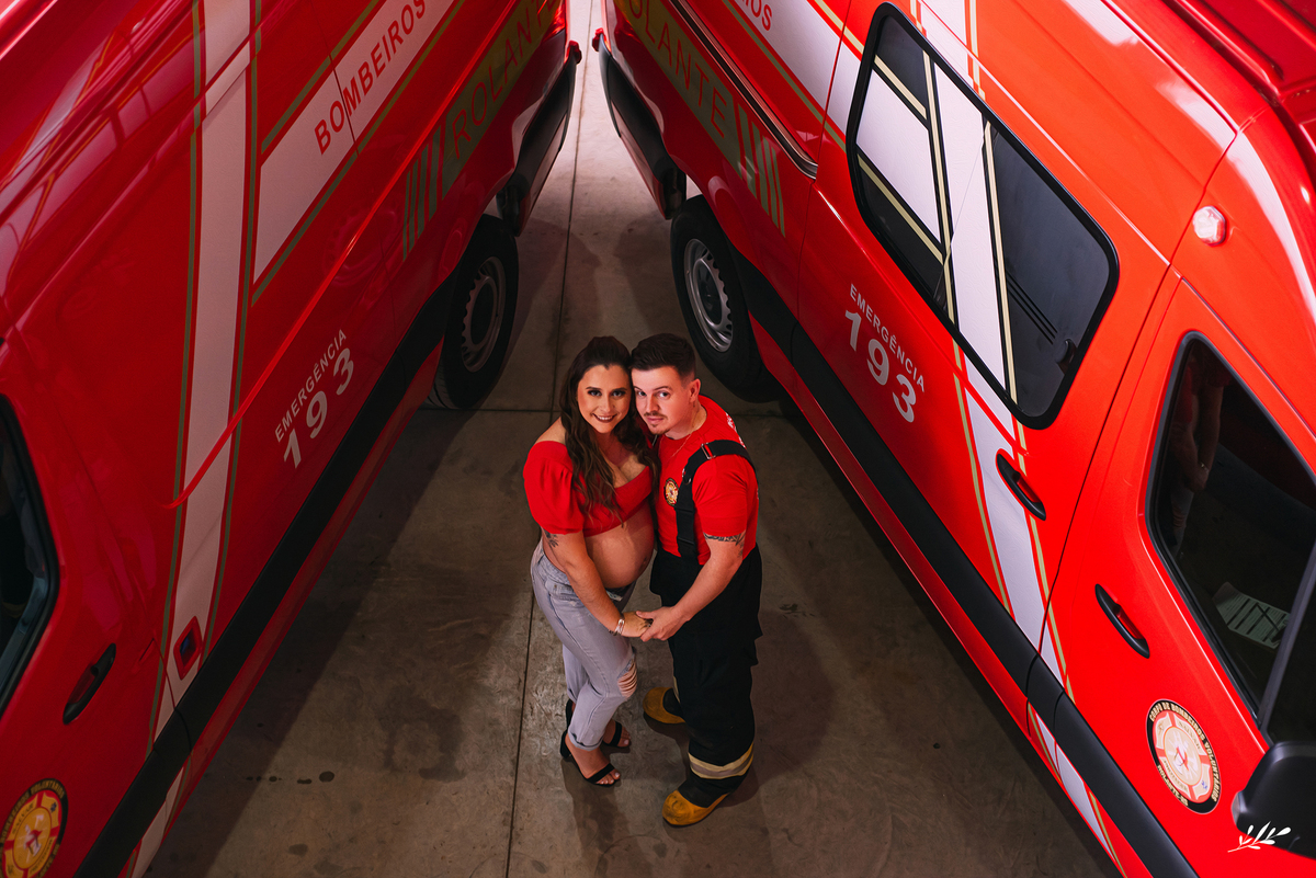 ensaio gestante externo; ensaio grávida; ensaio em Rolante RS; ensaio bombeiros voluntário rolante rs.