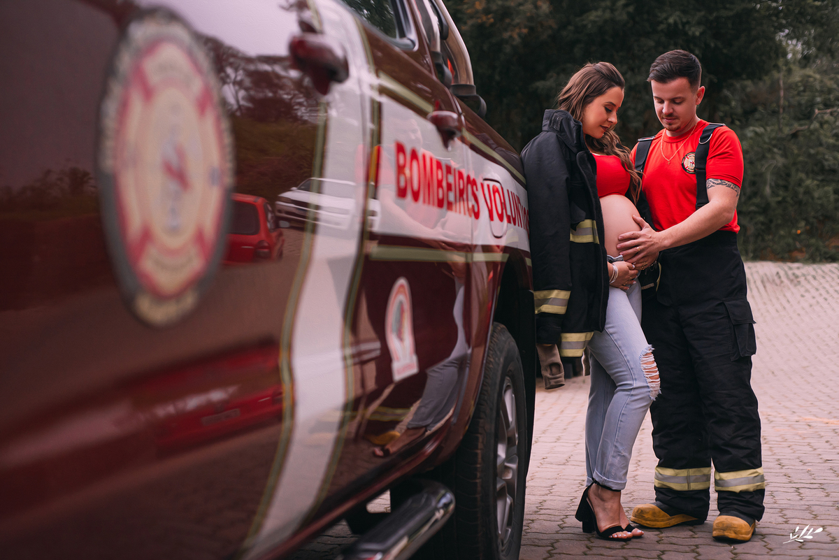 ensaio gestante externo; ensaio grávida; ensaio em Rolante RS; ensaio bombeiros voluntário rolante rs.