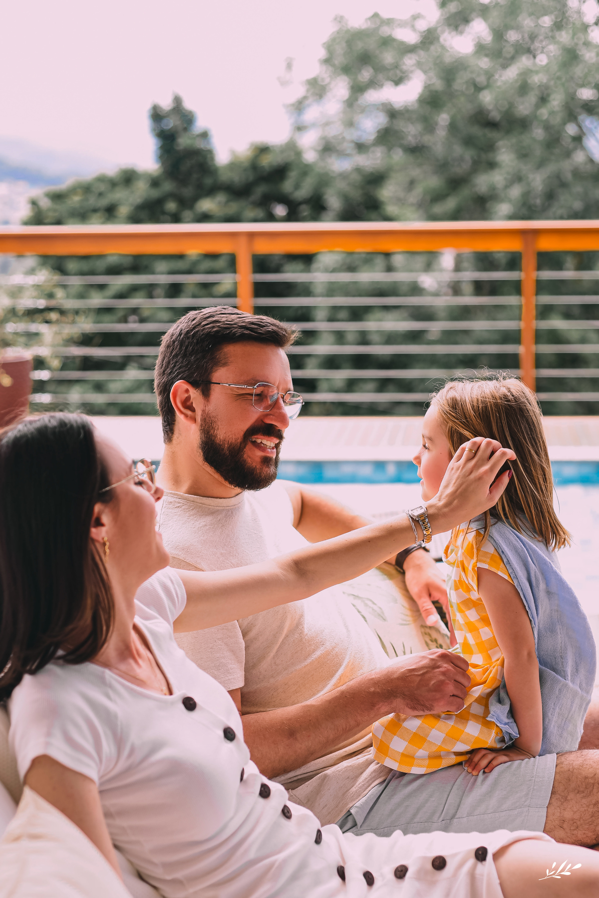 ensaio família; ensaio infantil; ensaio menina; ensaio em casa; ensaio em rolante.