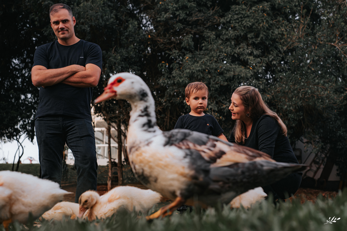 ensaio infanil externo; ensaio menino 3 anos; ensaio família externo; parcão Dois Irmãos RS.