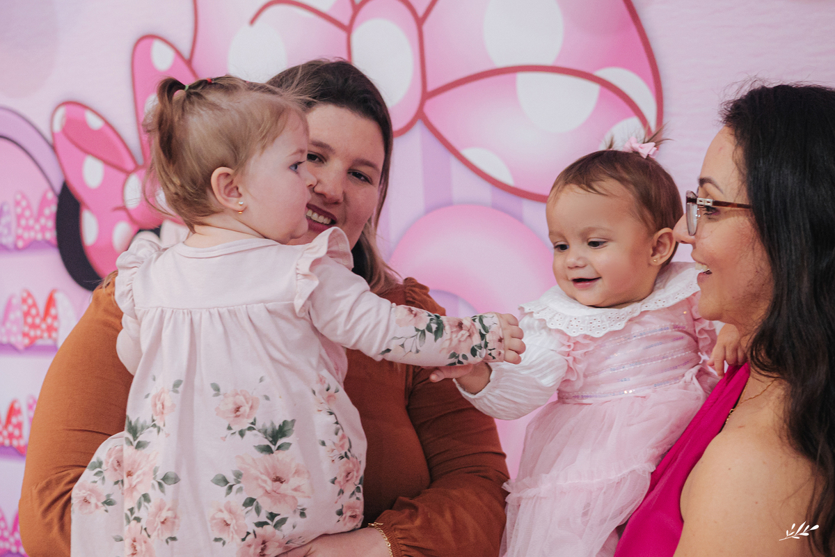 aniversário primeiro aninho; 1 aninho menina; tema festa minnie; giz de cera festa novo hamburgo.
