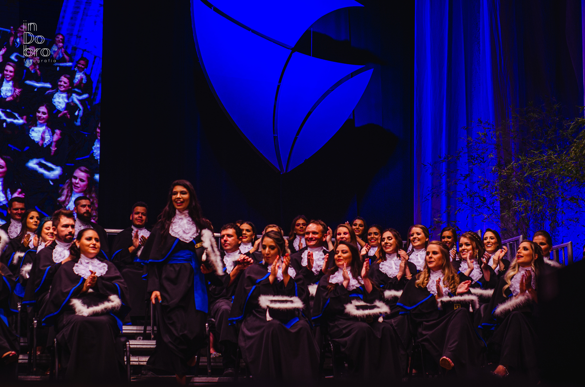 graduação arquitetura e urbanismo feevale; formatura feevale; teatro feevale; fotos formanda; fotos formatura; fotografa de formatura; campus II feevale; formatura novo hamburgo; anajara formou.