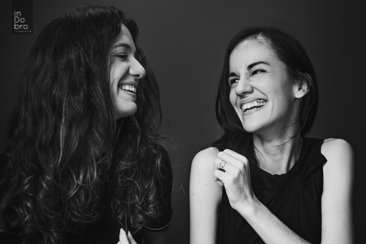 inDobro fotografia; ensaio feminino; ensaio profissional; retrato feminino; retrato profissional. fotógrafos; fotógrafas gauchas; fotografia feminina; luz de janela; fotografia estúdio; fotografia em casa.