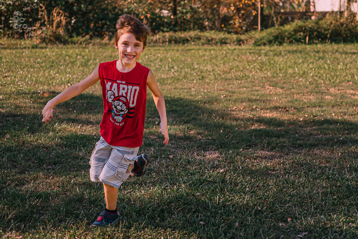 ensaio infantil; ensaio criança; sete anos; ensaio sete anos; aniversário sete anos; ensaio ar livre; em casa; retrato infantil
