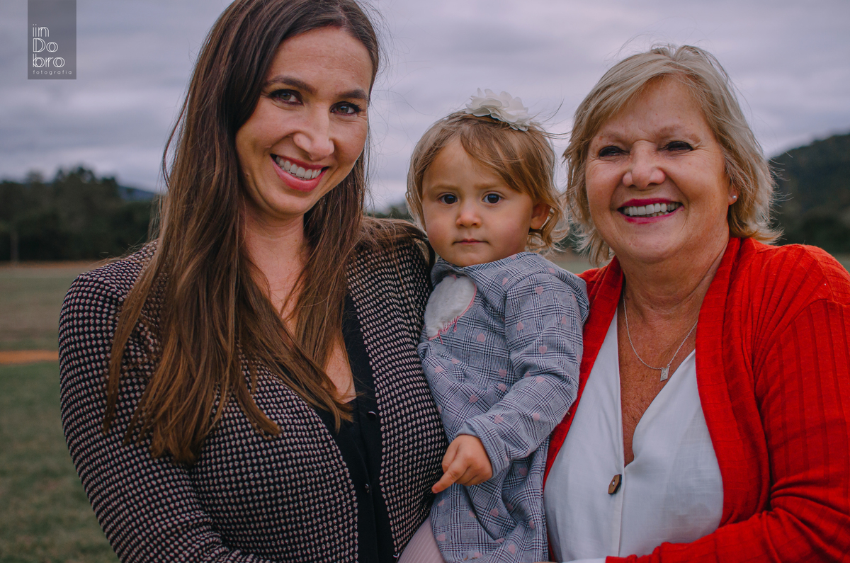 ensaio mãe; dia das mães; ensaio feminino; ensaio familia; ensaio em rolante; ensaio interior de rolante; ensaio filhos; mãe de menina; mãe de menino.