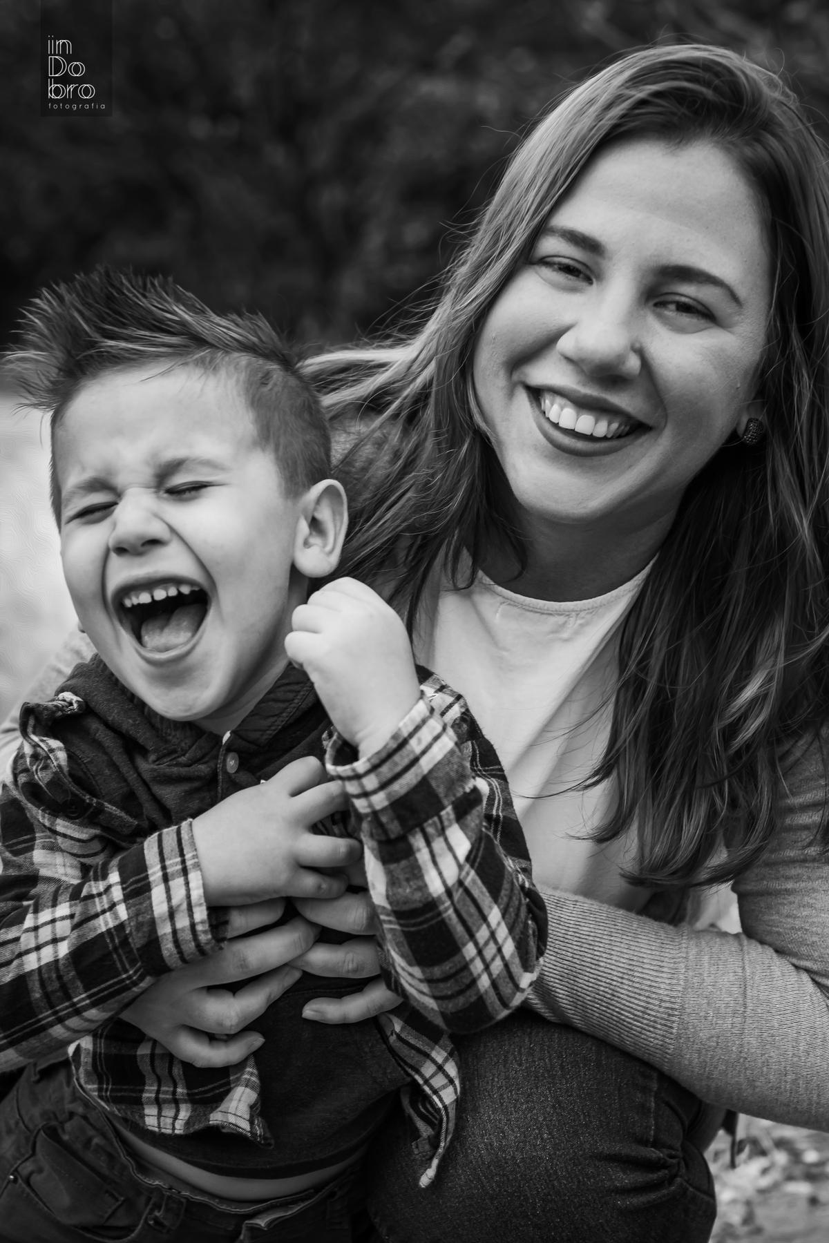 ensaio mãe; dia das mães; ensaio feminino; ensaio familia; ensaio em rolante; ensaio interior de rolante; ensaio filhos; mãe de menina; mãe de menino.
