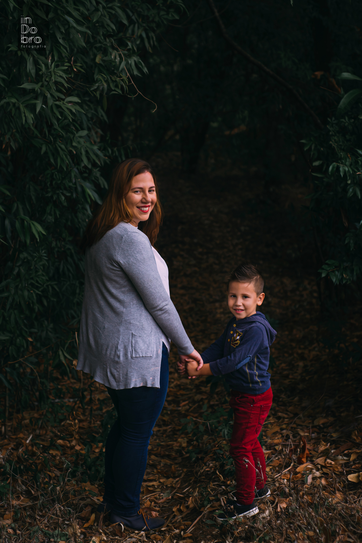 ensaio mãe; dia das mães; ensaio feminino; ensaio familia; ensaio em rolante; ensaio interior de rolante; ensaio filhos; mãe de menina; mãe de menino.