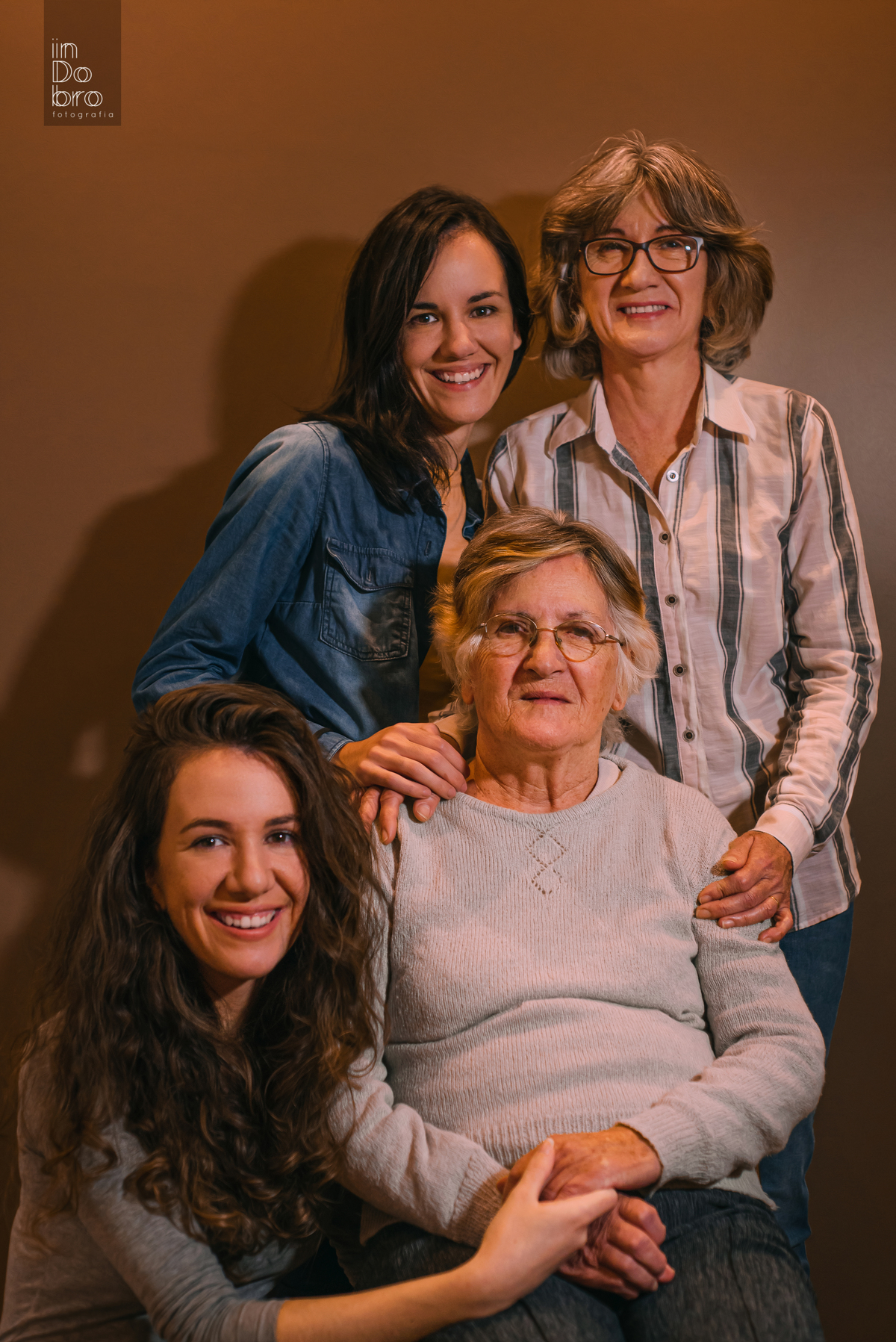 ensaio mãe; dia das mães; ensaio feminino; ensaio familia; ensaio em rolante; ensaio interior de rolante; ensaio filhos; mãe de menina; mãe de menino.