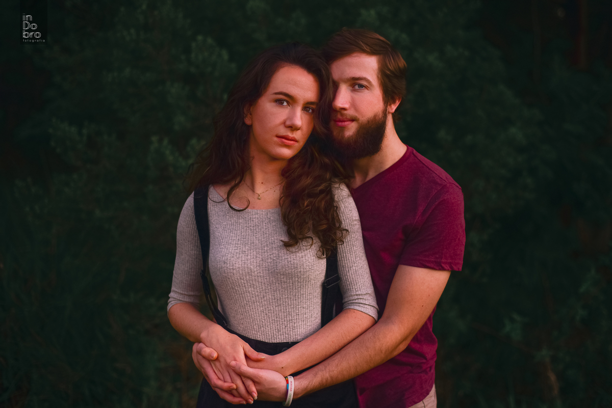 ensaio de casal; pré casamento; pre wedding; ensaio dois irmãos, carine schulz; daniel fogaça; ensaio romântico; ensaio divertido.