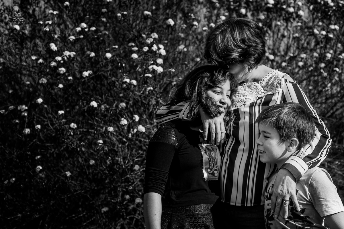 ensaio família; ensaio dois irmãos; ensaio no sítio; ensaio de irmãos.