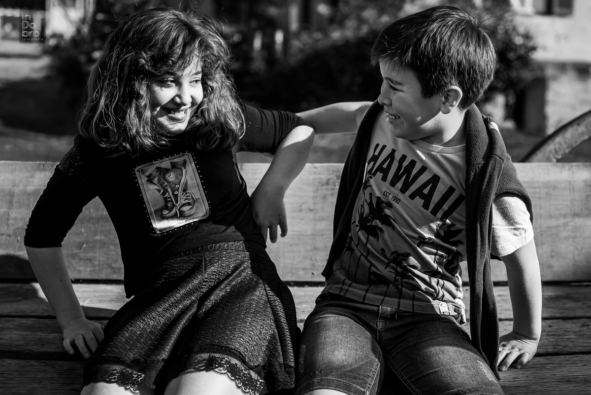 ensaio família; ensaio dois irmãos; ensaio no sítio; ensaio de irmãos.