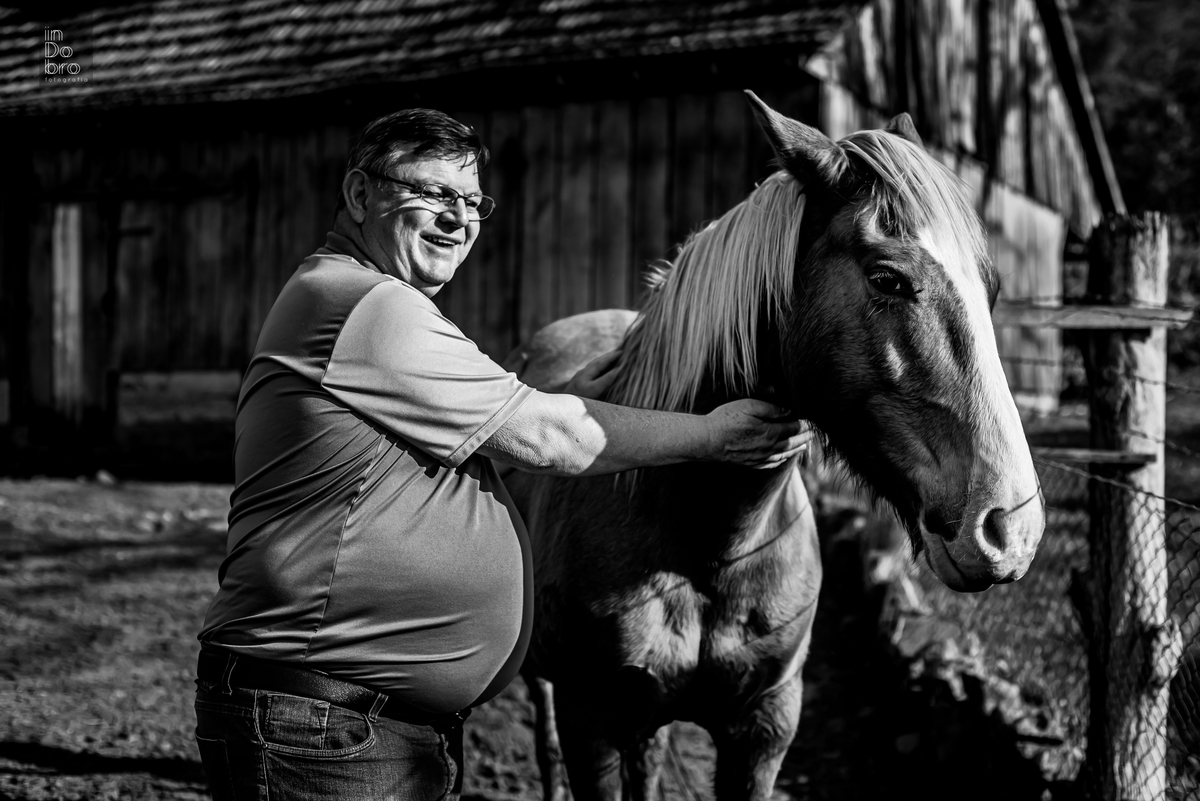 ensaio família; ensaio dois irmãos; ensaio no sítio; ensaio de irmãos.
