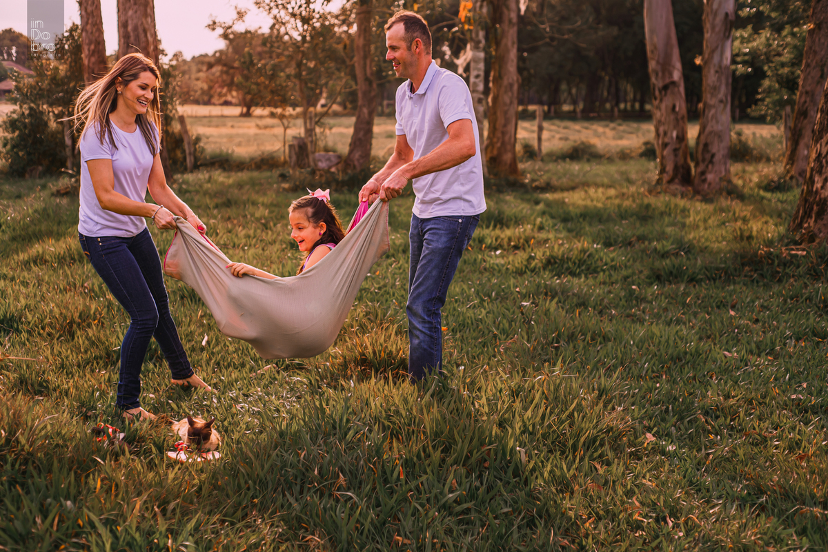 ensaio de família; ensaio em Rolante; interior de Rolante; ensaio com gato; ensaio em casa.