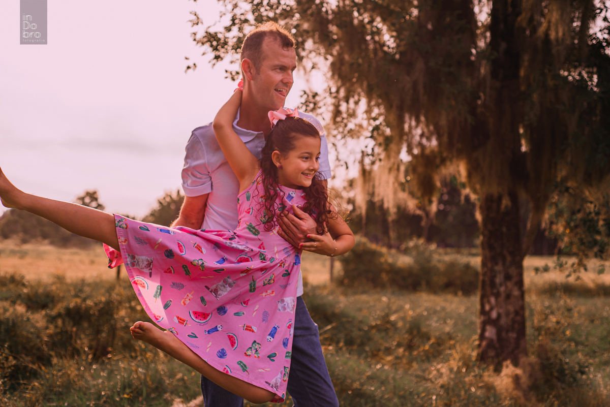 ensaio de família; ensaio em Rolante; interior de Rolante; ensaio com gato; ensaio em casa.
