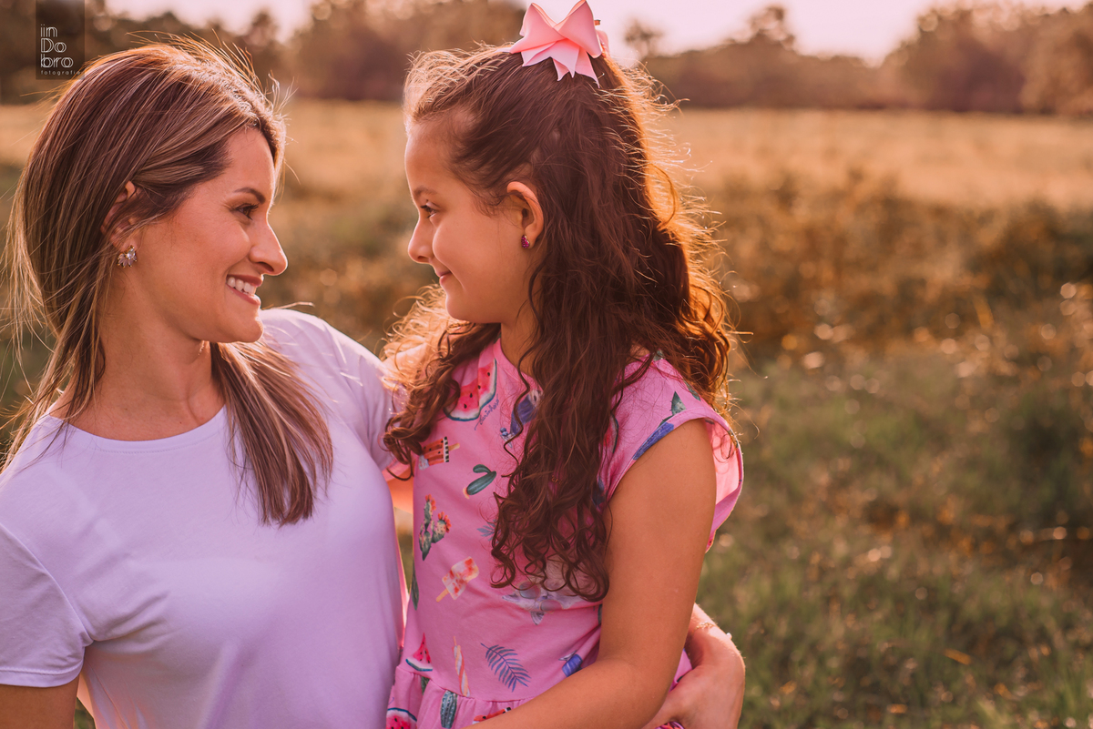 ensaio de família; ensaio em Rolante; interior de Rolante; ensaio com gato; ensaio em casa.