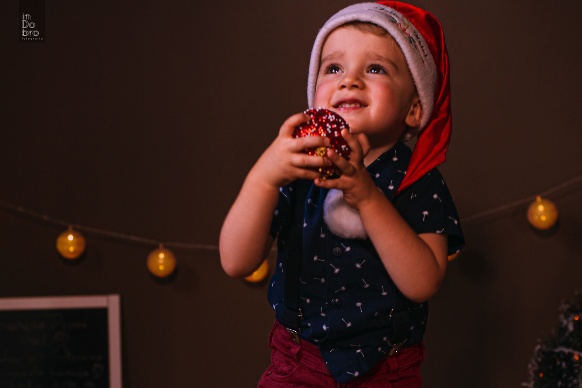 ensaio natal; ensaio infantil; cenário de natal; ensaio em casa; ensaio em rolante; ensaio de família; ensaio natalino.