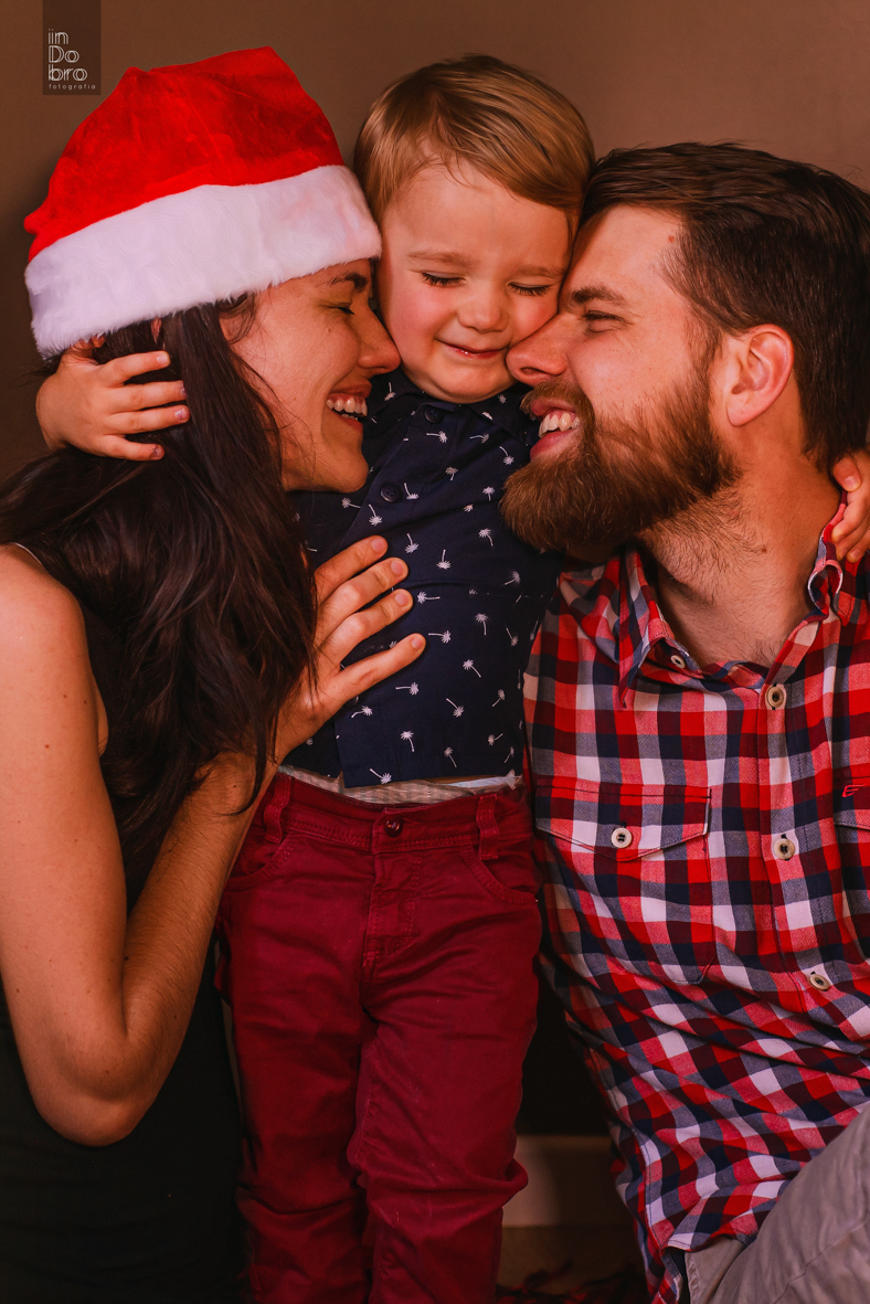 ensaio natal; ensaio infantil; cenário de natal; ensaio em casa; ensaio em rolante; ensaio de família; ensaio natalino.