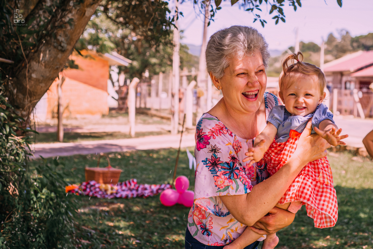 infantil; um ano; tres coroas; rs; família