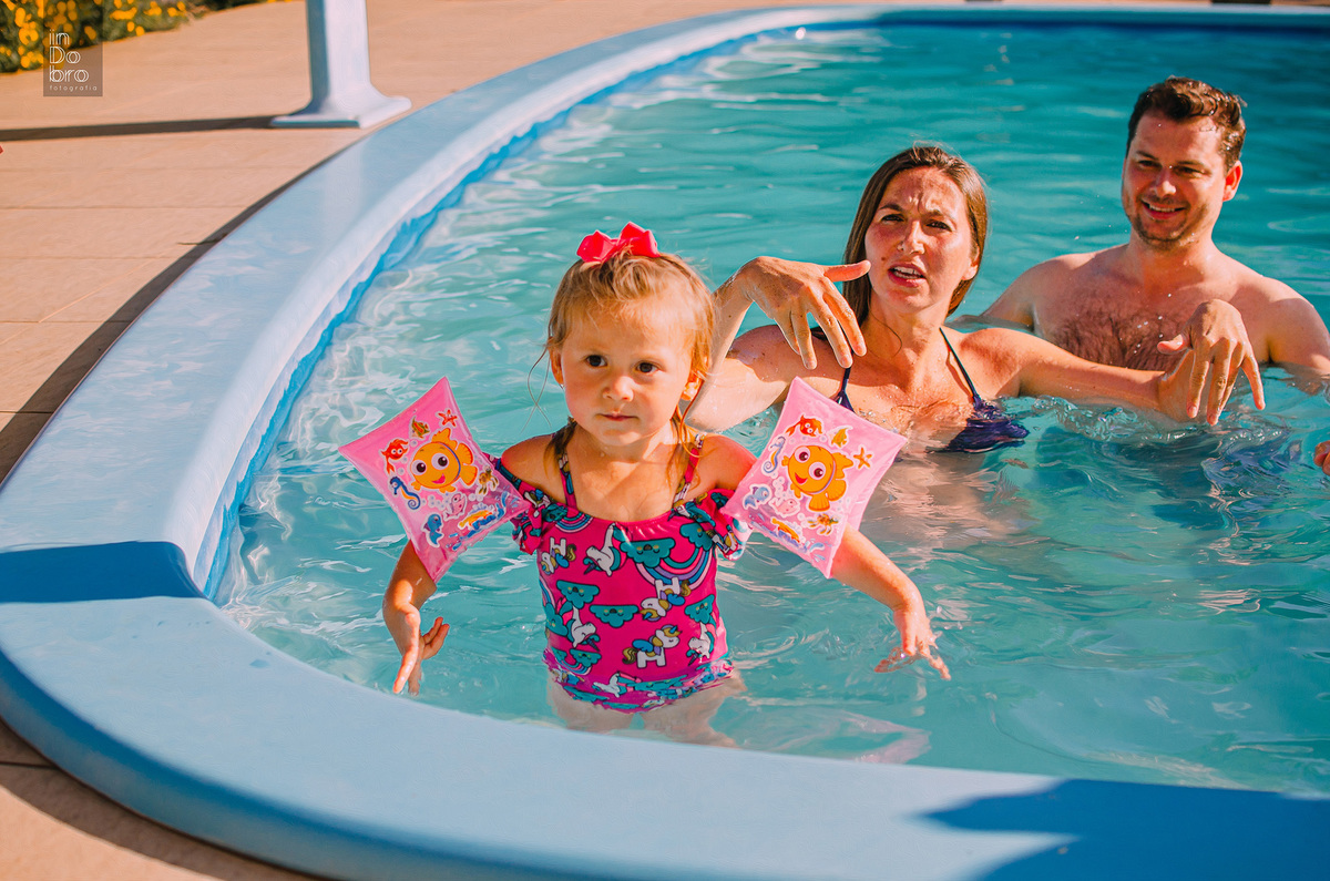 aniversário infantil; aniversário de menina; aniversário de 2 aninhos; dois aninhos; tema fazendinha; aniversário na piscina.