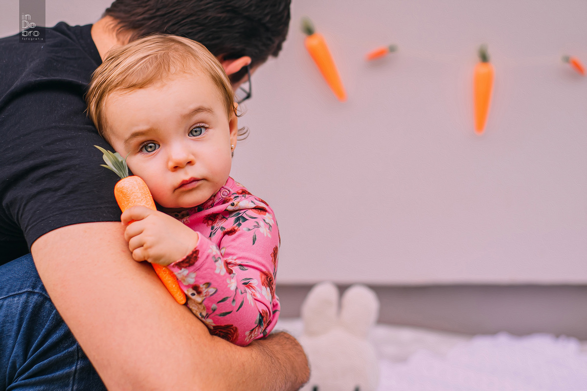 Ensaio de Páscoa; ensaio páscoa; ensaio infantil; ensaio família; ensaio em casa; ensaio em Rolante - RS.