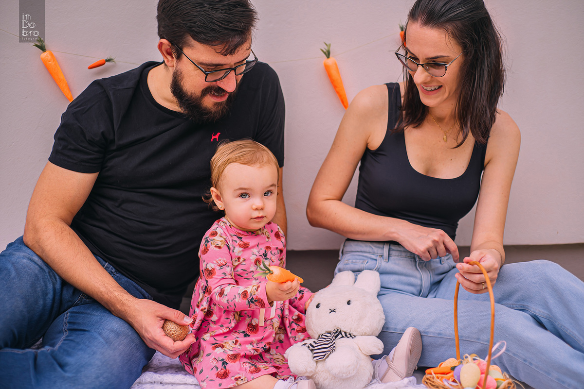 Ensaio de Páscoa; ensaio páscoa; ensaio infantil; ensaio família; ensaio em casa; ensaio em Rolante - RS.