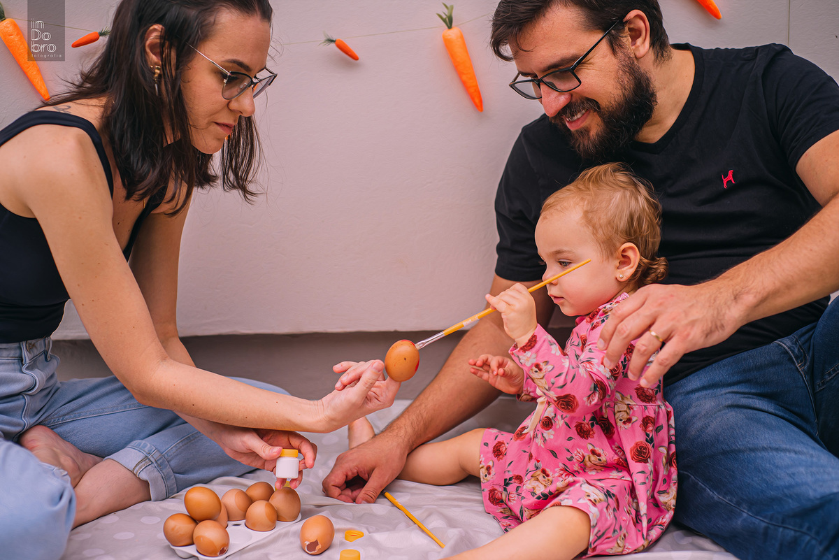 Ensaio de Páscoa; ensaio páscoa; ensaio infantil; ensaio família; ensaio em casa; ensaio em Rolante - RS.