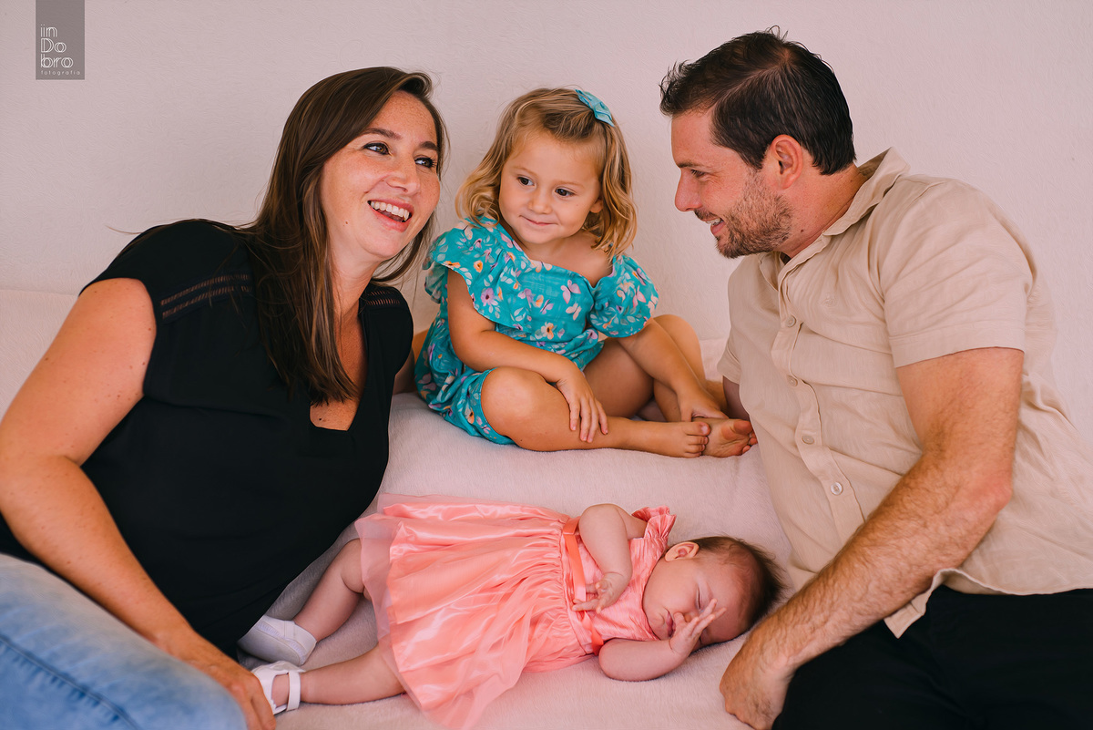 ensaio de família; ensaio infantil; ensaio páscoa; ensaio em casa; ensaio em Rolante - RS.