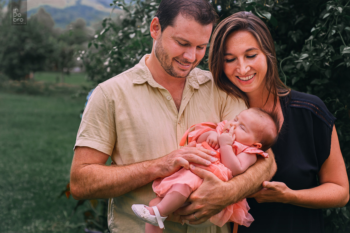 ensaio de família; ensaio infantil; ensaio páscoa; ensaio em casa; ensaio em Rolante - RS.