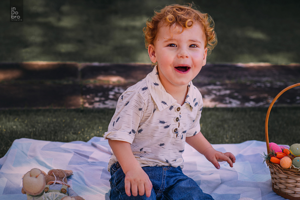 ensaio infantil; ensaio em casa; ensaio de dois anos; ensaio de Páscoa; ensaio em Rolante - RS; mãe e filho.